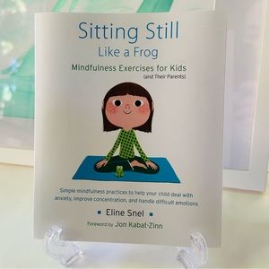 NEW Sitting Still Like A Frog 🐸 Mindfulness For Kids Paperback Parenting Book